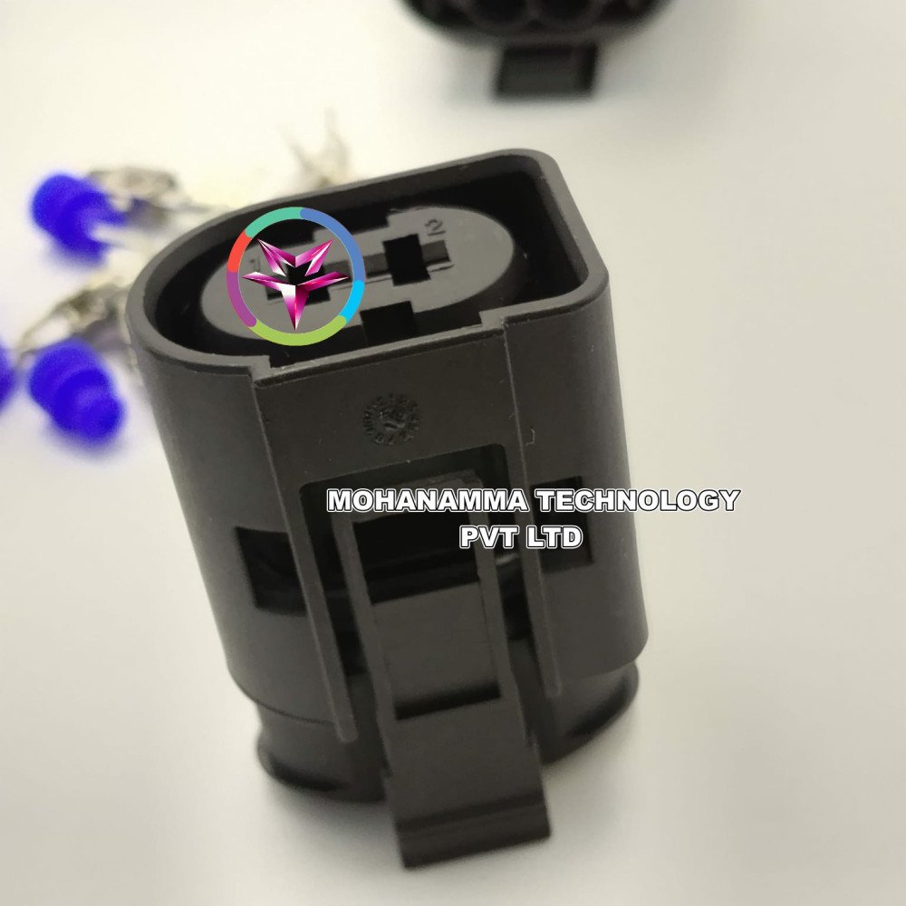 TE Connectivity / AMP 1-967412-2