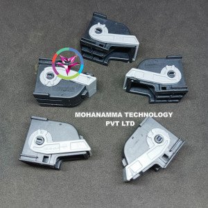 TE Connectivity / AMP 2138659-1