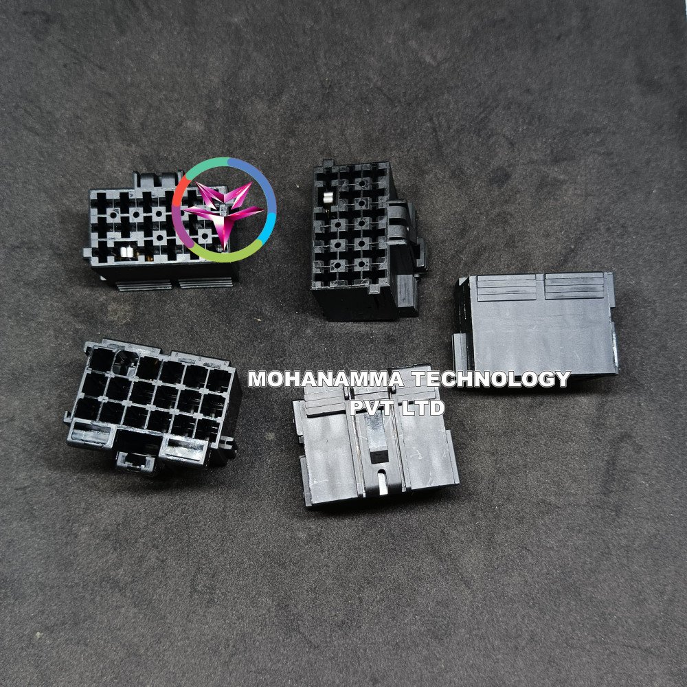 TE Connectivity / AMP 1241581-1