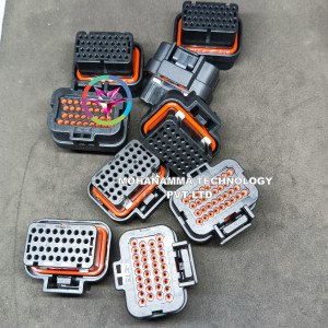 TE Connectivity 4-1437290-0