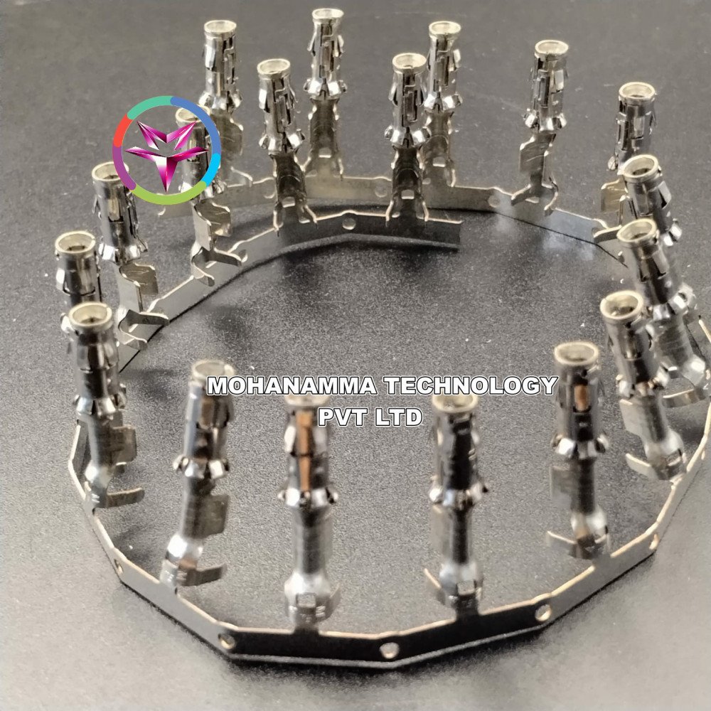 TE Connectivity / AMP 929975-1