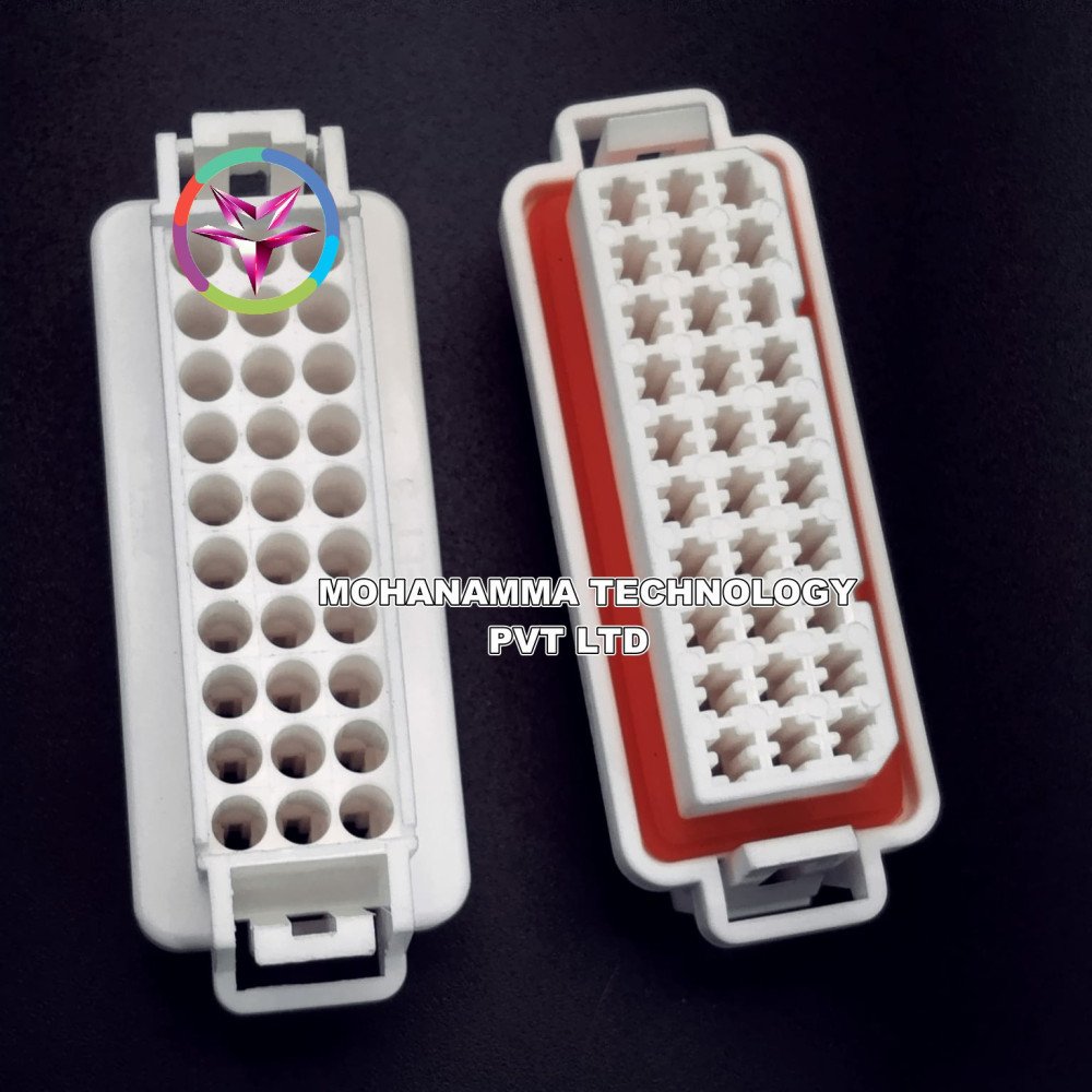 Automotive Electrical 30pin ECU Control Plug 10650830